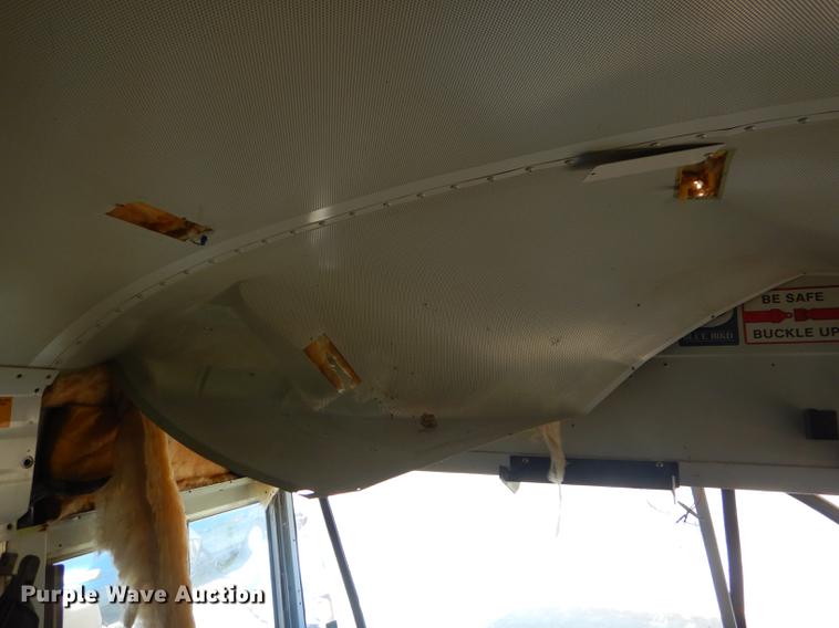 image for item ED9302 2002 GMC B7 Blue Bird school bus