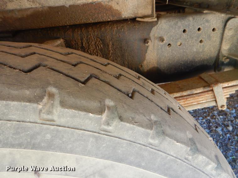 image for item ED9302 2002 GMC B7 Blue Bird school bus