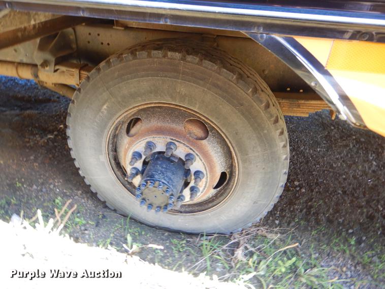 image for item ED9302 2002 GMC B7 Blue Bird school bus