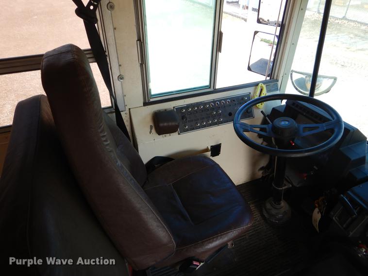 image for item ED9303 1994 Blue Bird TC2000 school bus