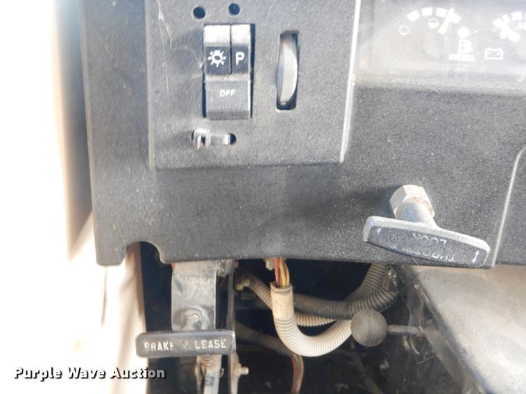 image for item ED9303 1994 Blue Bird TC2000 school bus