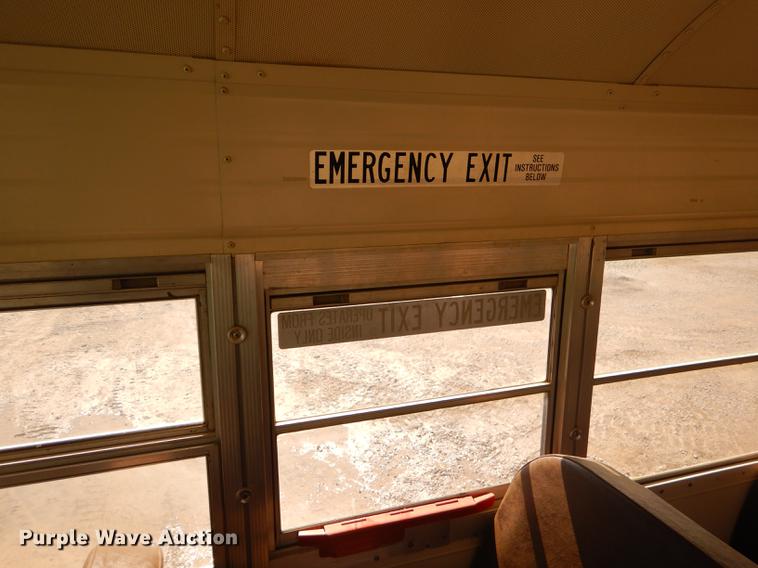 image for item ED9303 1994 Blue Bird TC2000 school bus