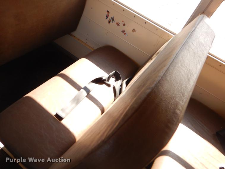 image for item ED9303 1994 Blue Bird TC2000 school bus