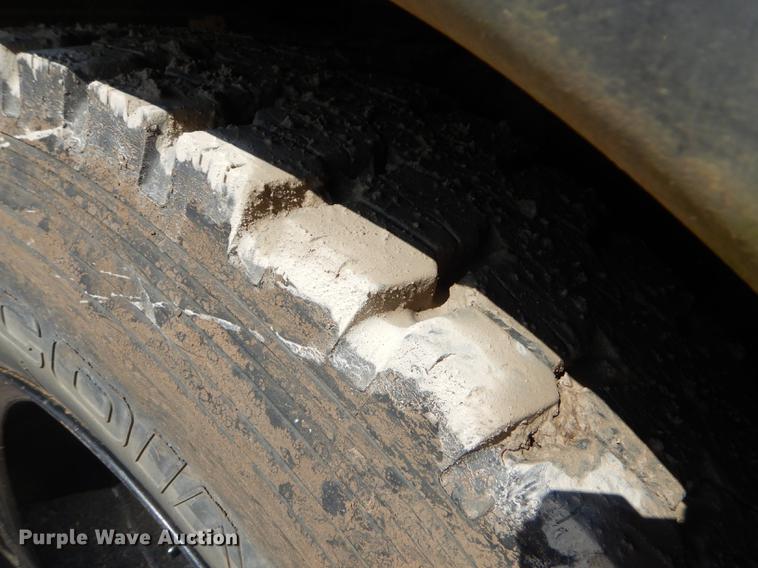 image for item ED9303 1994 Blue Bird TC2000 school bus