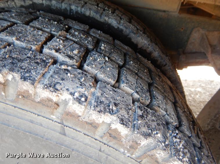 image for item ED9303 1994 Blue Bird TC2000 school bus