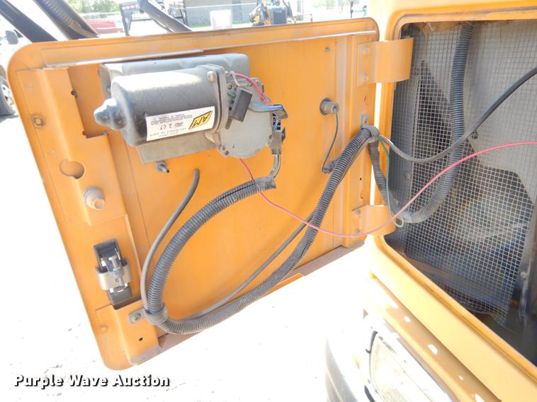 image for item ED9303 1994 Blue Bird TC2000 school bus