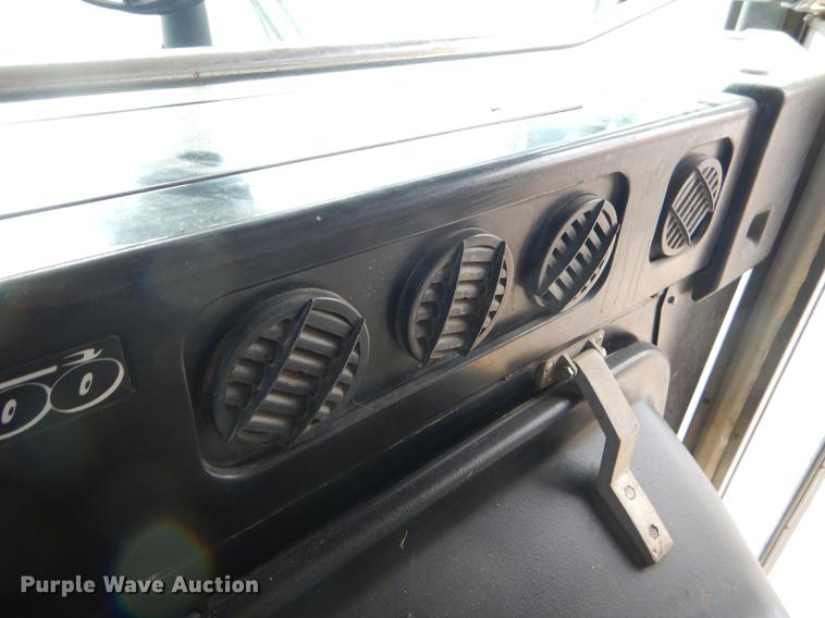 image for item ED9304 1995 Blue Bird TC2000 school bus