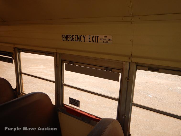 image for item ED9304 1995 Blue Bird TC2000 school bus
