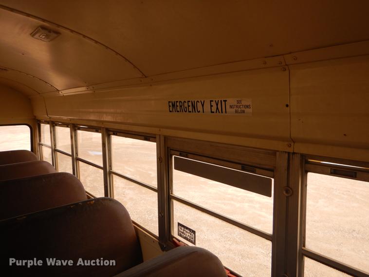 image for item ED9304 1995 Blue Bird TC2000 school bus