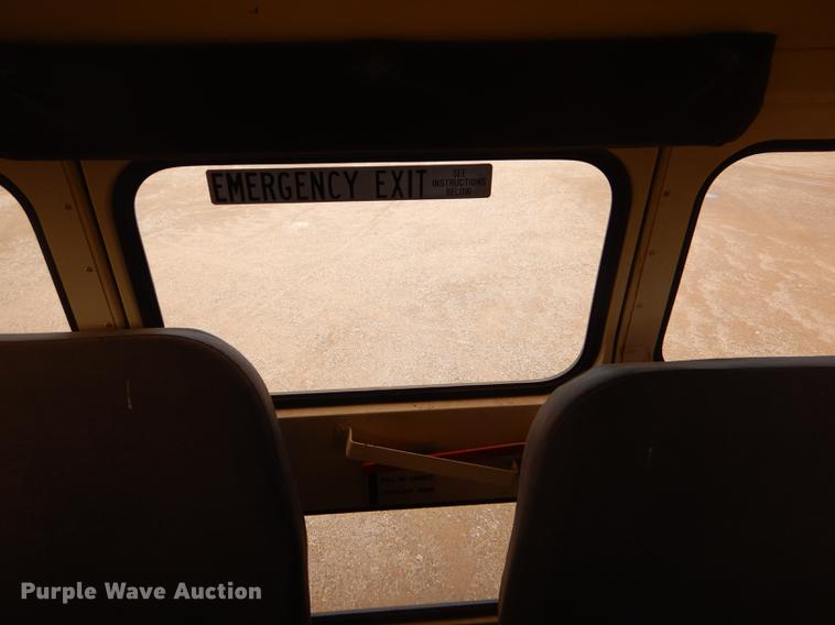 image for item ED9304 1995 Blue Bird TC2000 school bus