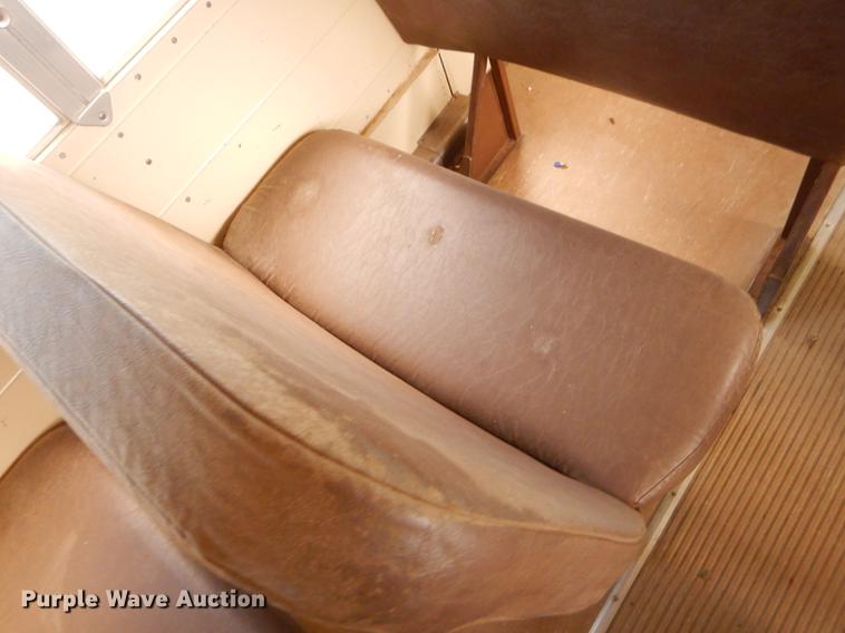 image for item ED9304 1995 Blue Bird TC2000 school bus