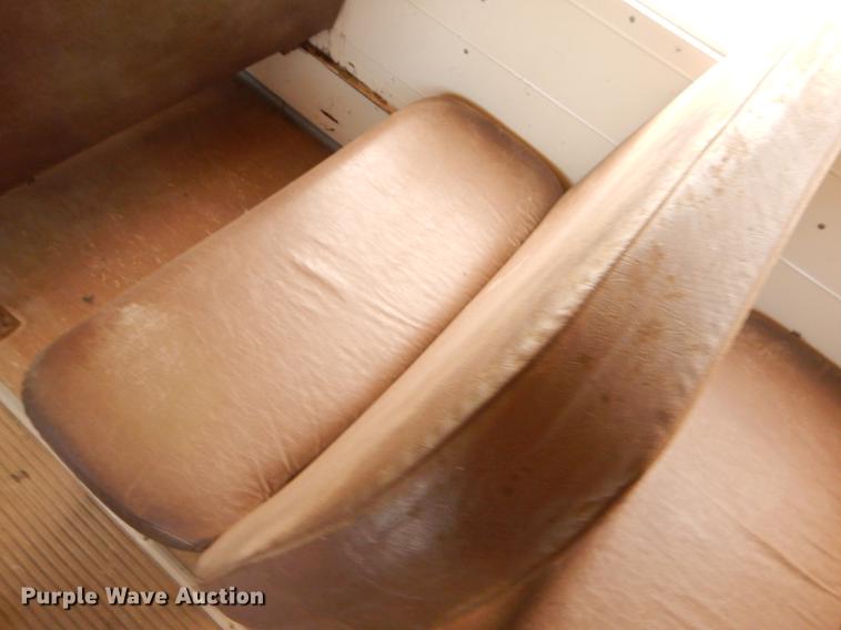 image for item ED9304 1995 Blue Bird TC2000 school bus