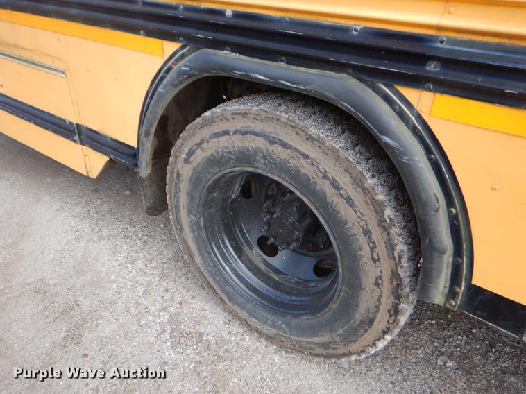 image for item ED9304 1995 Blue Bird TC2000 school bus