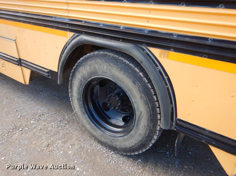 image for item ED9304 1995 Blue Bird TC2000 school bus