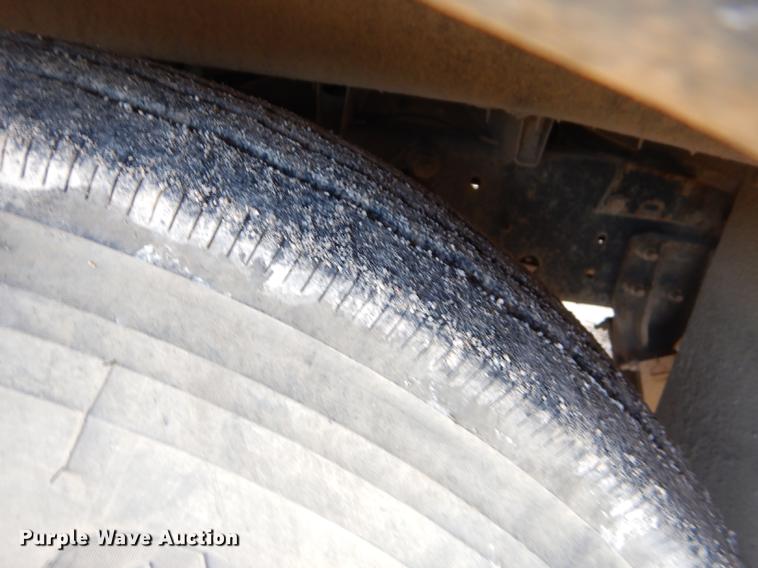 image for item ED9304 1995 Blue Bird TC2000 school bus