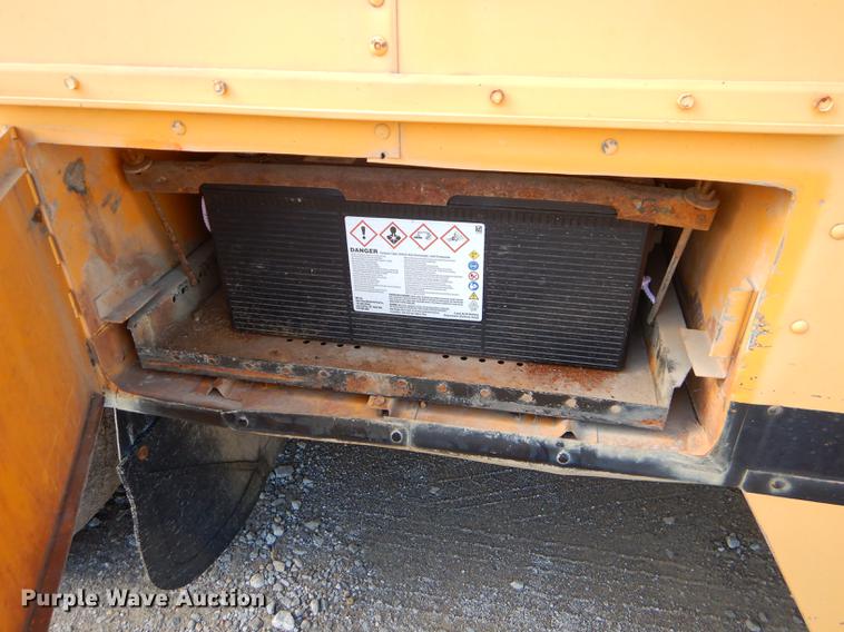 image for item ED9304 1995 Blue Bird TC2000 school bus