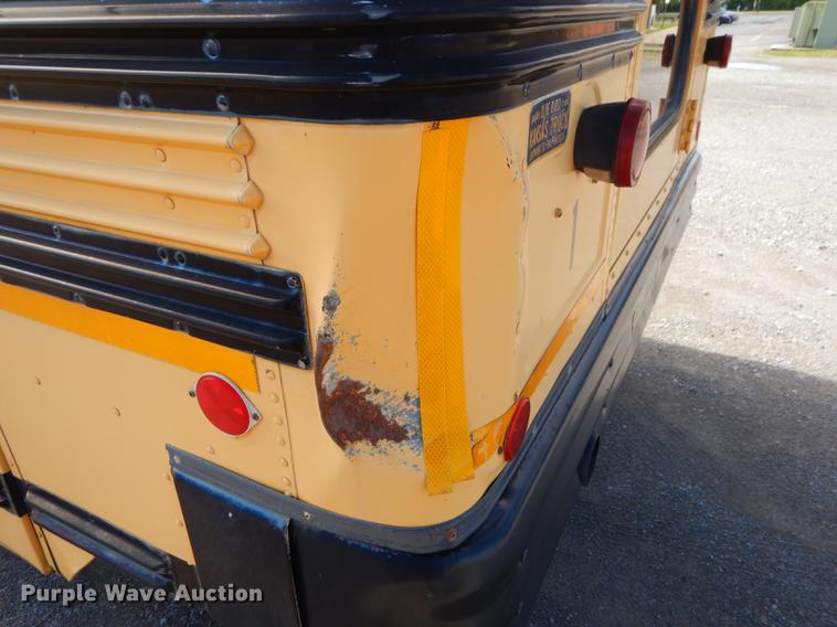 image for item ED9304 1995 Blue Bird TC2000 school bus