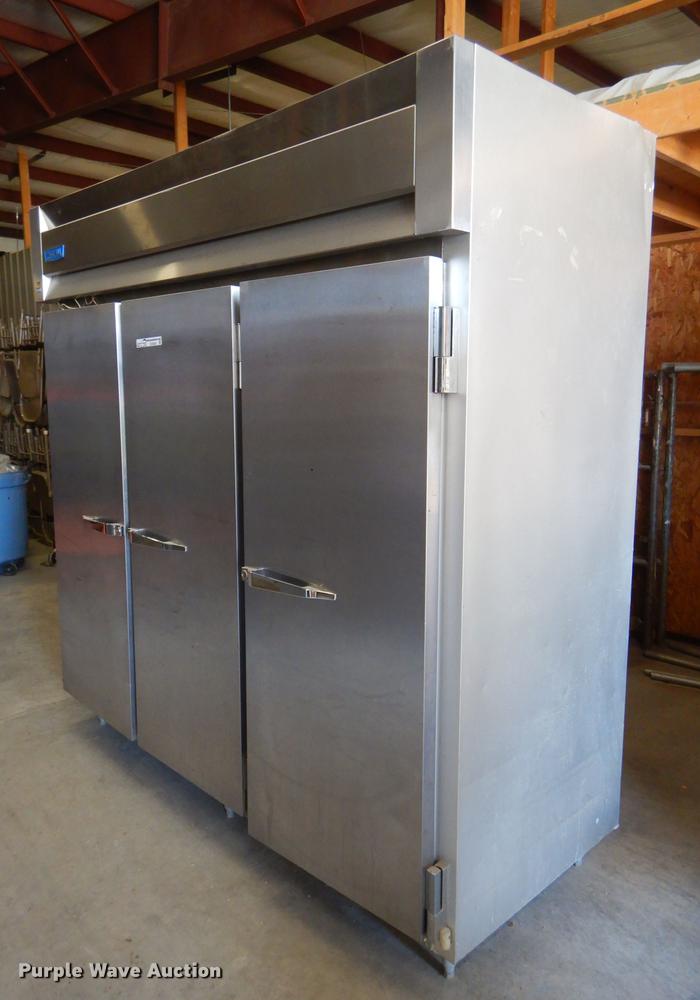 image for item ED9305 McCall 4-4970F freezer