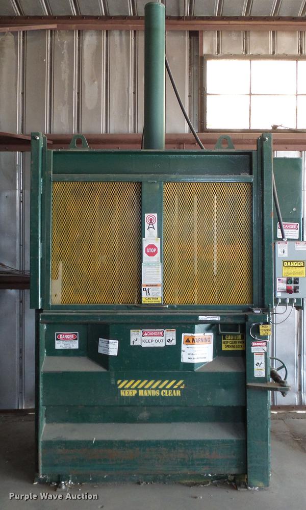 image for item EQ9092 2002 Wastequip 6030XHD vertical recycling baler