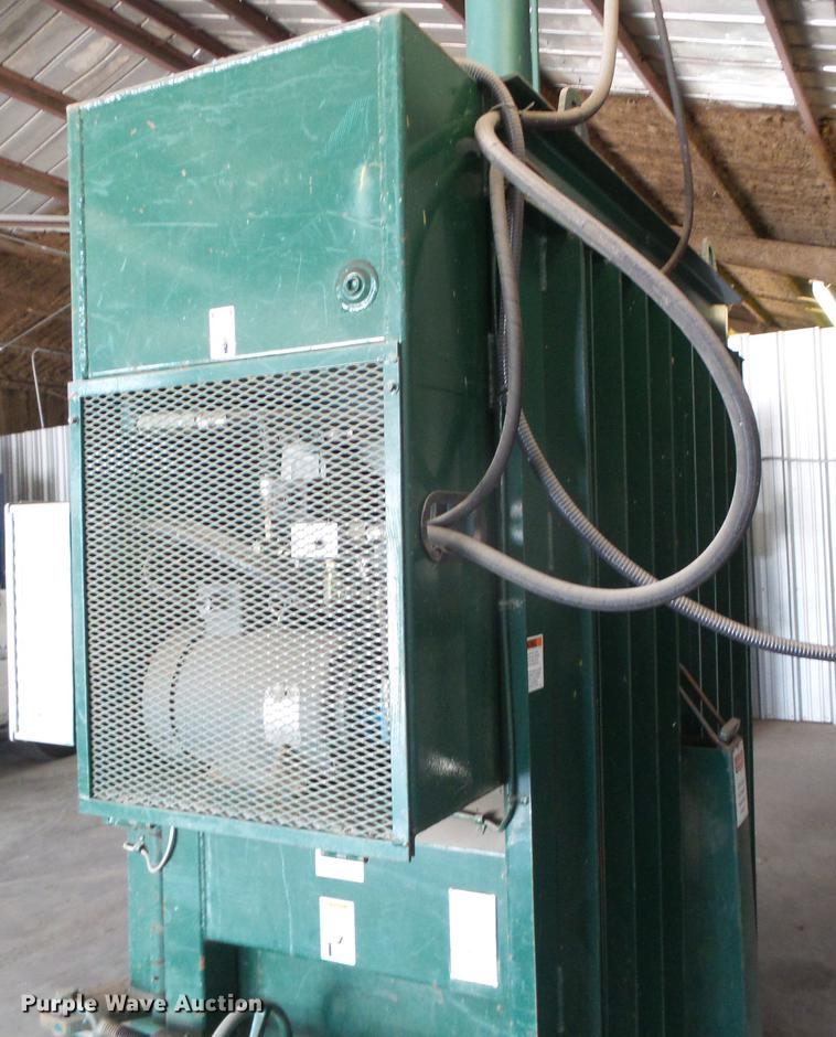 image for item EQ9092 2002 Wastequip 6030XHD vertical recycling baler