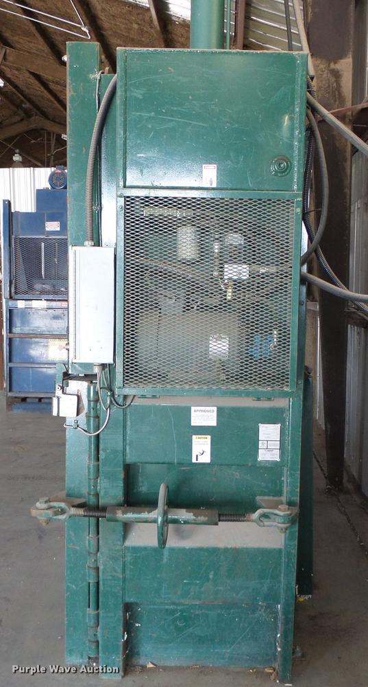 image for item EQ9092 2002 Wastequip 6030XHD vertical recycling baler
