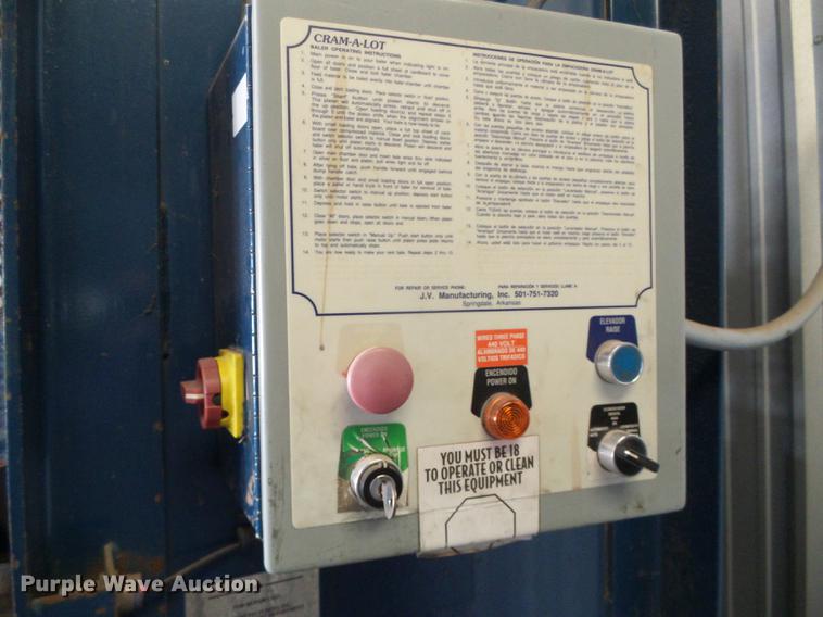 image for item EQ9094 1997 Cram-a-lot 72-HD-LU vertical recycling baler