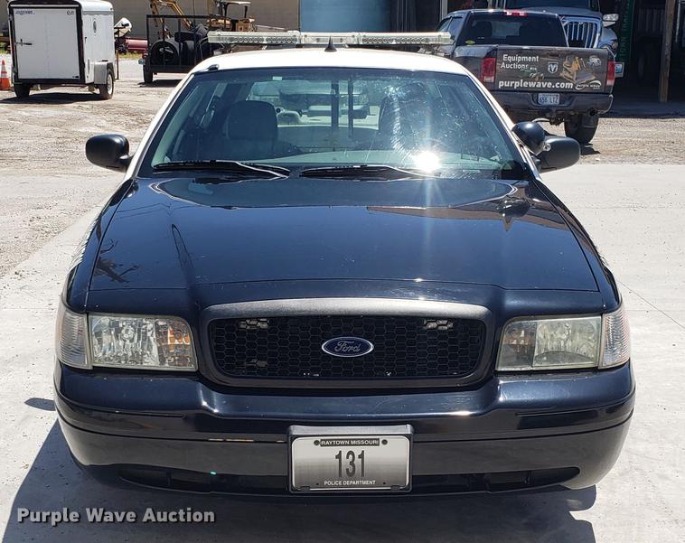 image for item EU9804 2005 Ford Crown Victoria Police Interceptor