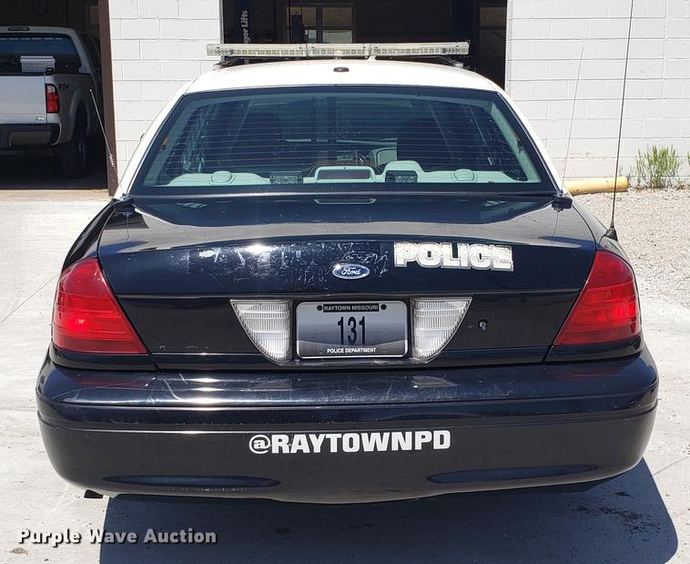 image for item EU9804 2005 Ford Crown Victoria Police Interceptor