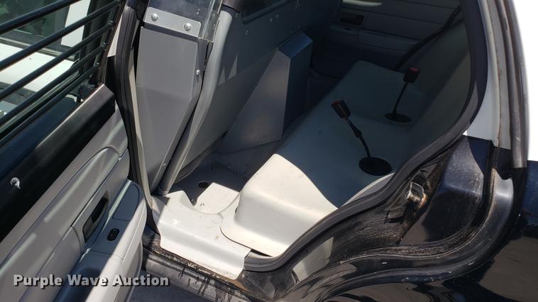 image for item EU9804 2005 Ford Crown Victoria Police Interceptor