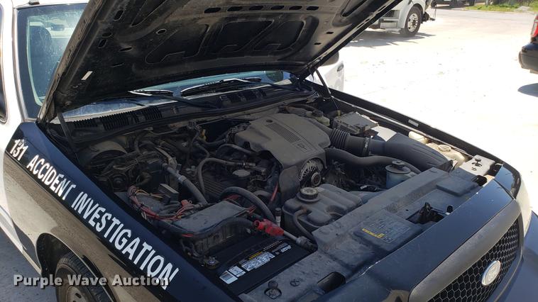 image for item EU9804 2005 Ford Crown Victoria Police Interceptor