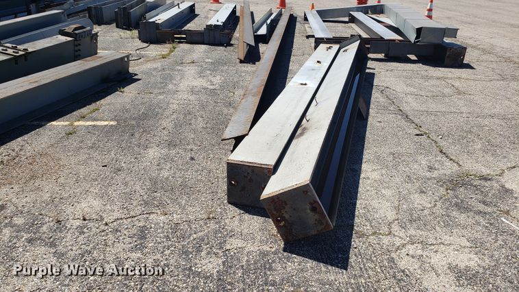 image for item EU9813 Building materials