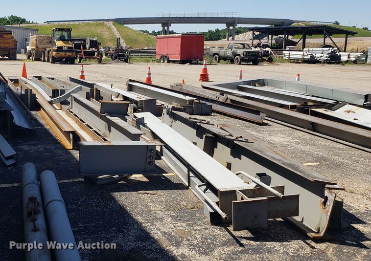 image for item EU9813 Building materials