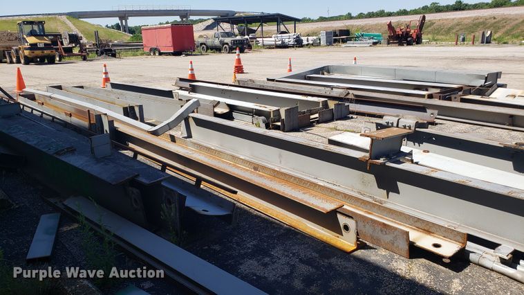 image for item EU9813 Building materials