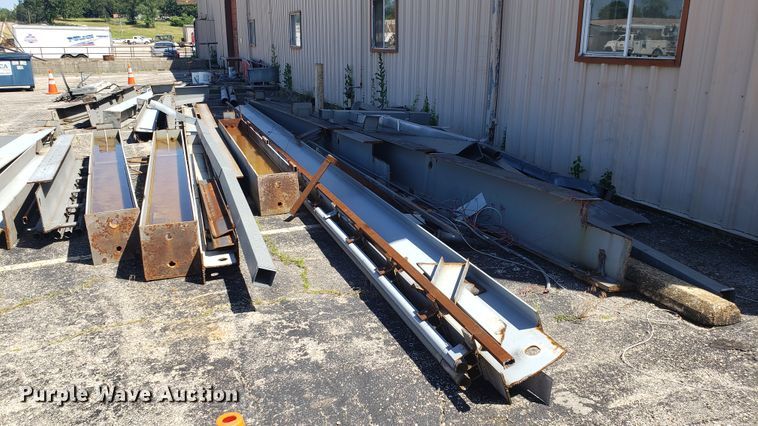 image for item EU9813 Building materials