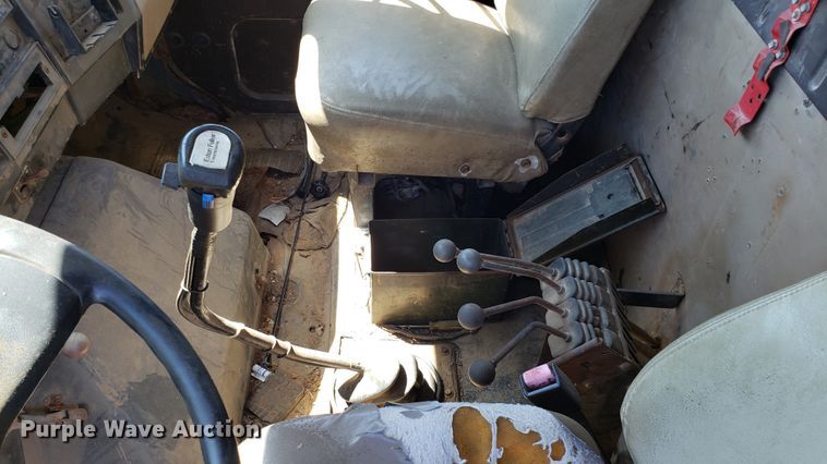 image for item EU9816 1990 International 4900 dump truck