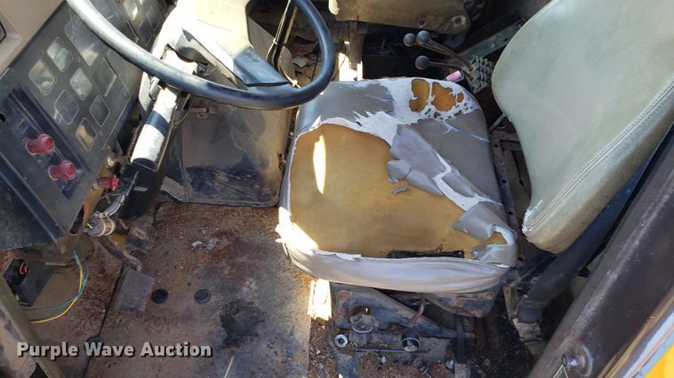 image for item EU9816 1990 International 4900 dump truck