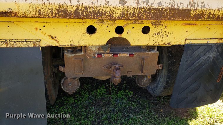 image for item EU9816 1990 International 4900 dump truck