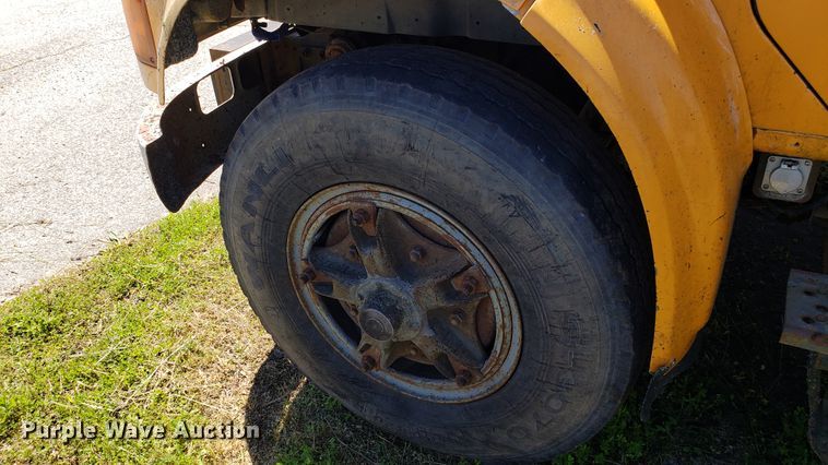 image for item EU9816 1990 International 4900 dump truck