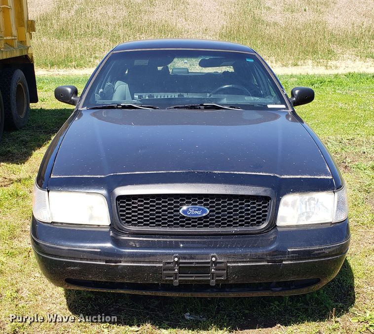 image for item EU9817 2007 Ford Crown Victoria Police Interceptor