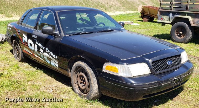 image for item EU9817 2007 Ford Crown Victoria Police Interceptor