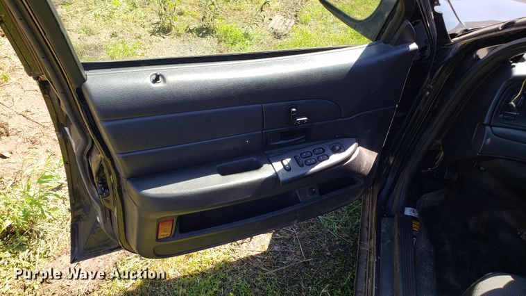 image for item EU9817 2007 Ford Crown Victoria Police Interceptor