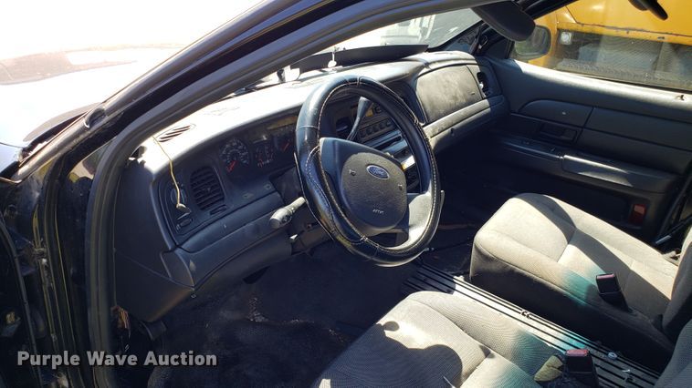 image for item EU9817 2007 Ford Crown Victoria Police Interceptor