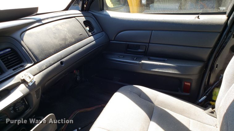 image for item EU9817 2007 Ford Crown Victoria Police Interceptor