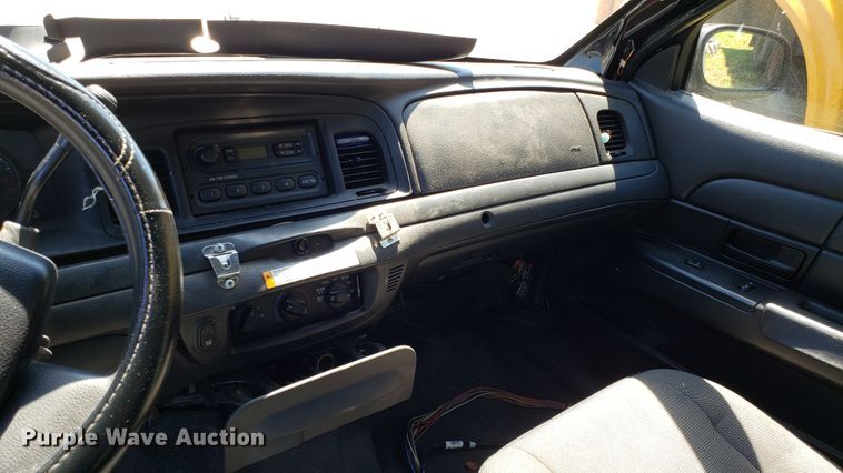 image for item EU9817 2007 Ford Crown Victoria Police Interceptor
