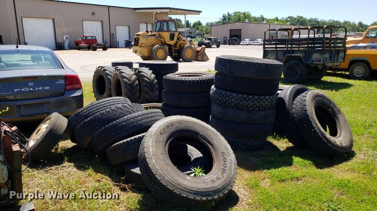 image for item EU9820 Approximately 40 tires