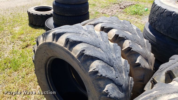 image for item EU9820 Approximately 40 tires