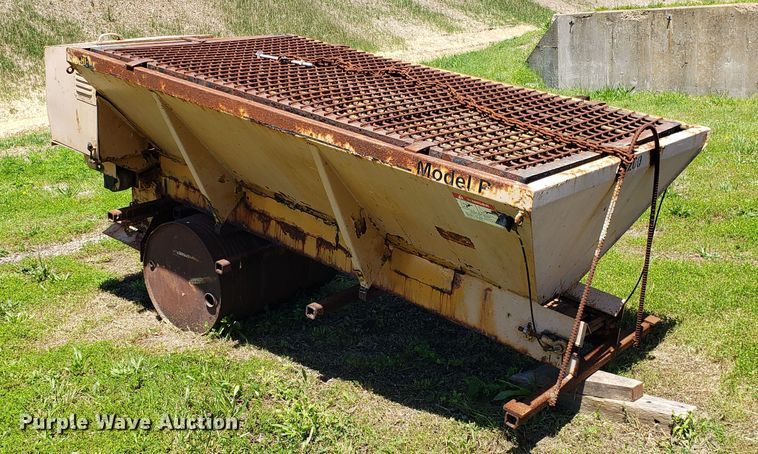 image for item EU9823 Highway spreader