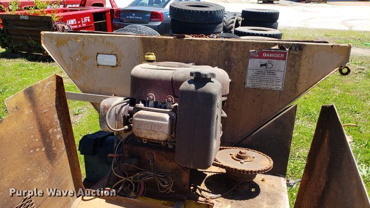 image for item EU9823 Highway spreader