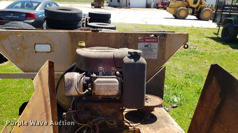 image for item EU9823 Highway spreader