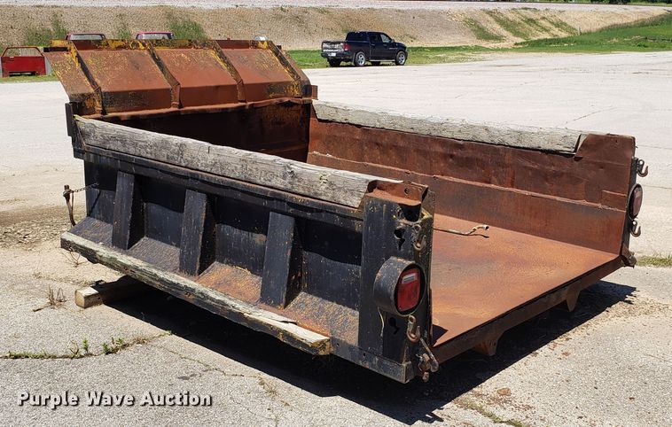 image for item EU9827 9'L x 8'W dump bed